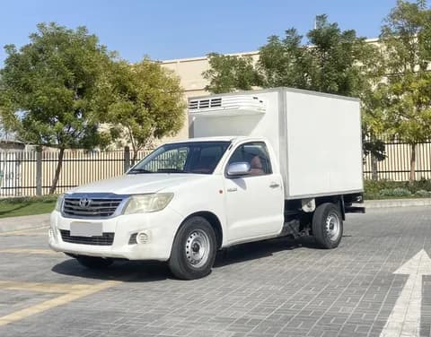 Used Toyota Hilux 2.7 Single Cab 4x2 M/T Base 2027 Used Toyota Hilux 2.7 Single Cab 4x2 M/T Base 2027 for sale