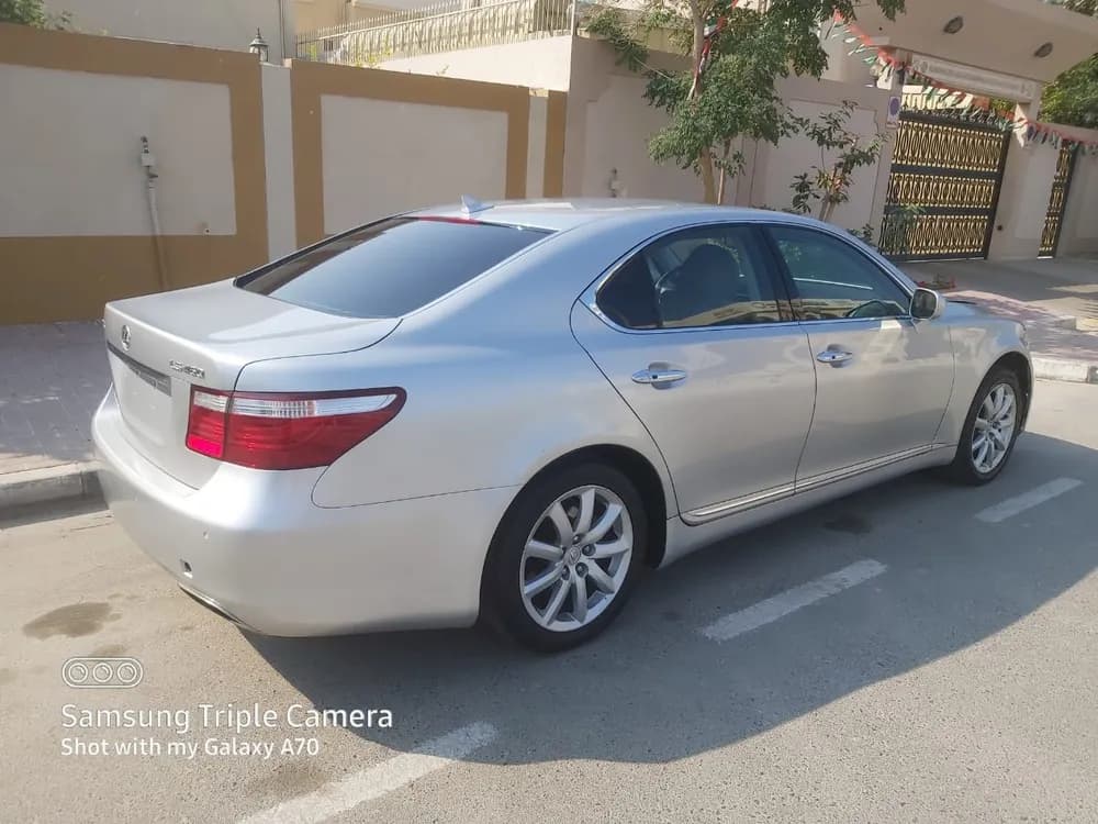 Used Lexus LS 460 4 door 4.6L SWB 2008