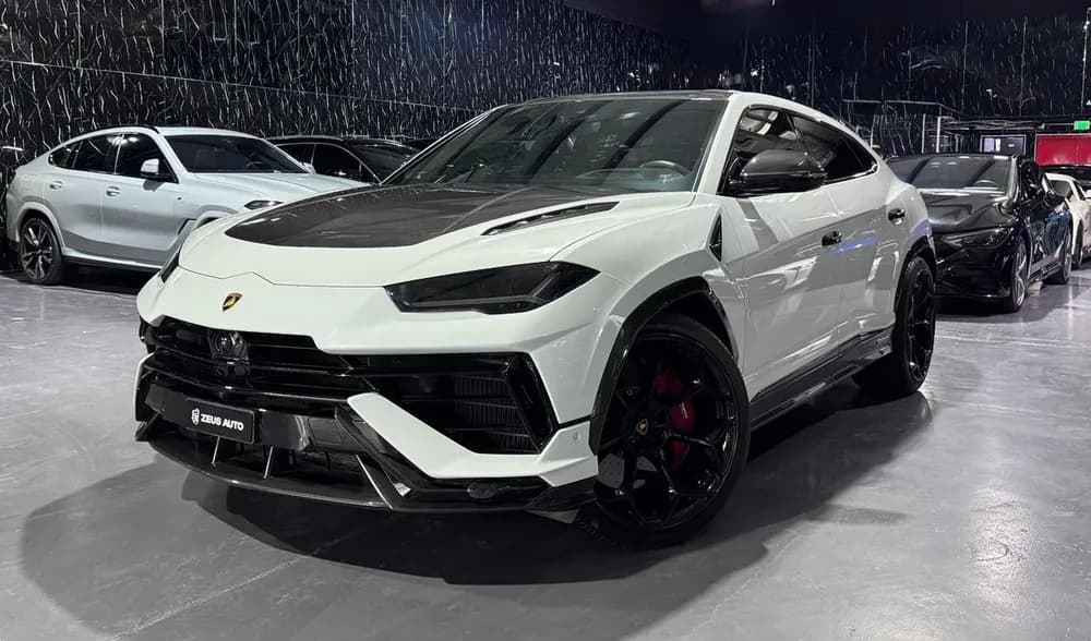 Used Lamborghini Urus 2024