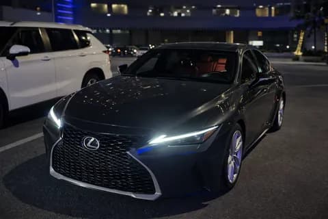Used Lexus IS 300 4 door 2.5L 2023 Used Lexus IS 300 4 door 2.5L 2023 used_cars.forSale