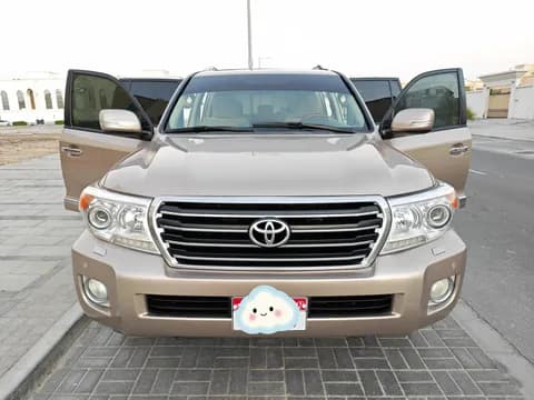 Used Toyota Land Cruiser 4.6 GXR 2015 Used Toyota Land Cruiser 4.6 GXR 2015 used_cars.forSale