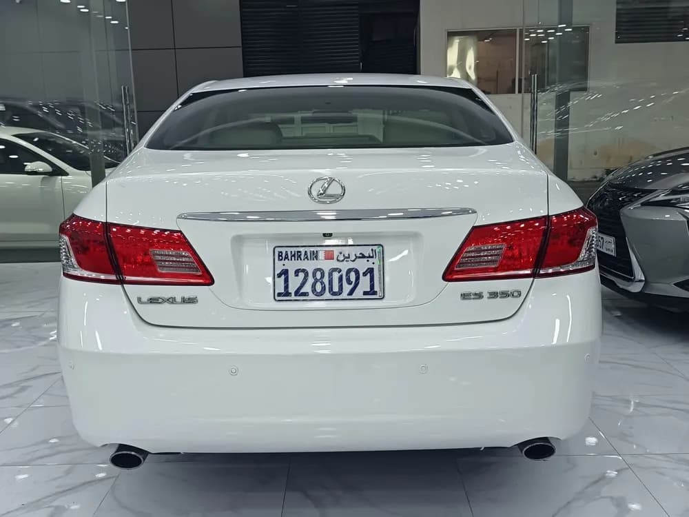 Used Lexus ES 350 4 door 3.5L 2010