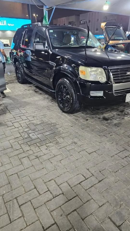 Used Ford Explorer XLT 2009