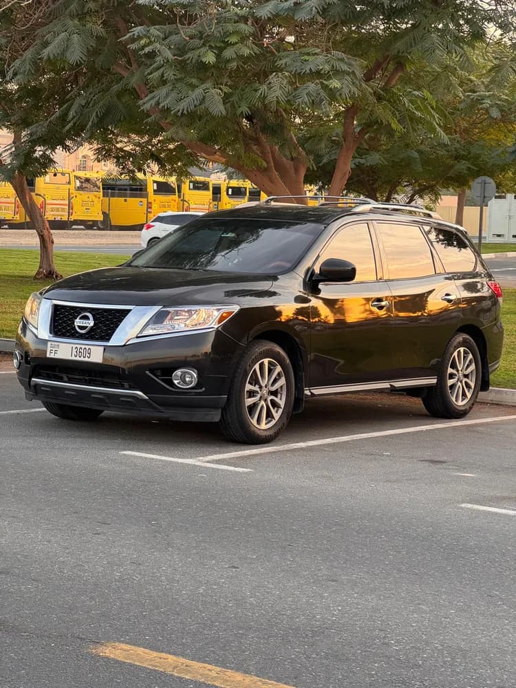 Used Nissan Pathfinder SV 2WD 2015