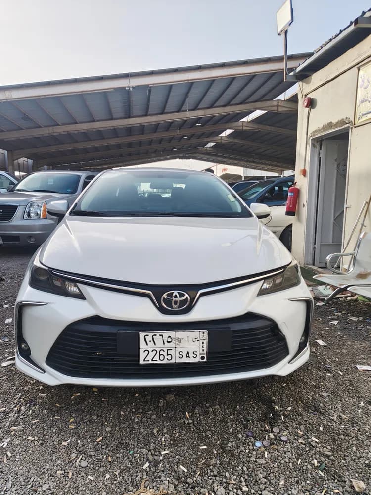 Used Toyota Corolla 2.0L XLI 2025