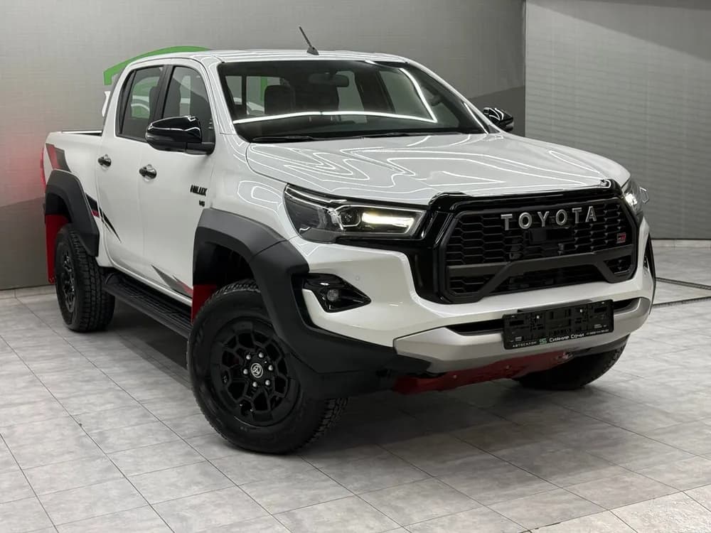 Used Toyota Hilux 4.0L GR Sport (4x4) 2025