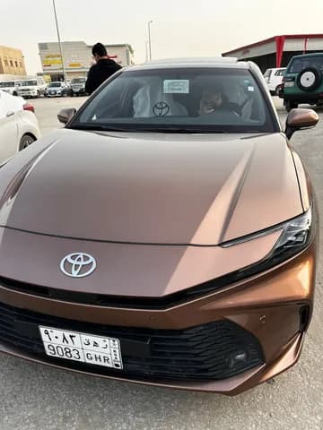 تويوتا كامري 4 Door 2.5L 2025 مستعملة