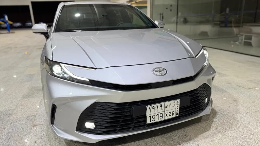 Used Toyota Camry 2.4 Hybrid XLE 2025