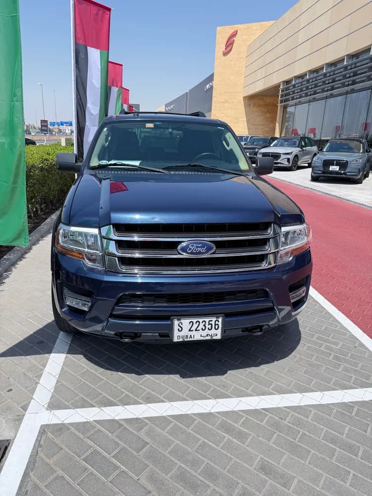فورد إكسبدشن 3.5L XLT 2015 مستعملة