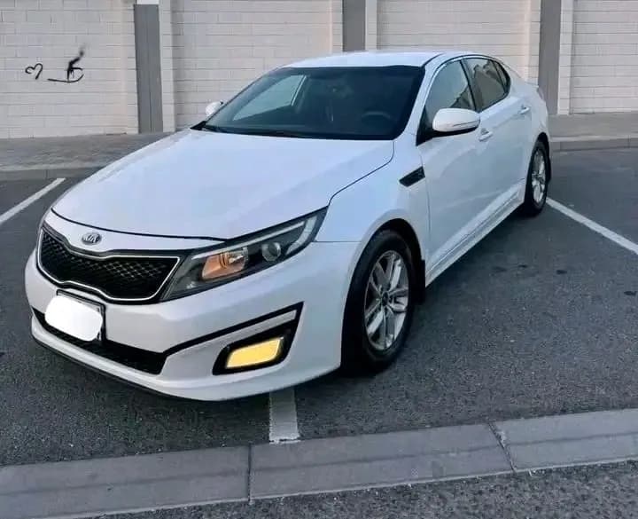 كيا أوبتيما 4 Door 2.0L LX 2014 مستعملة
