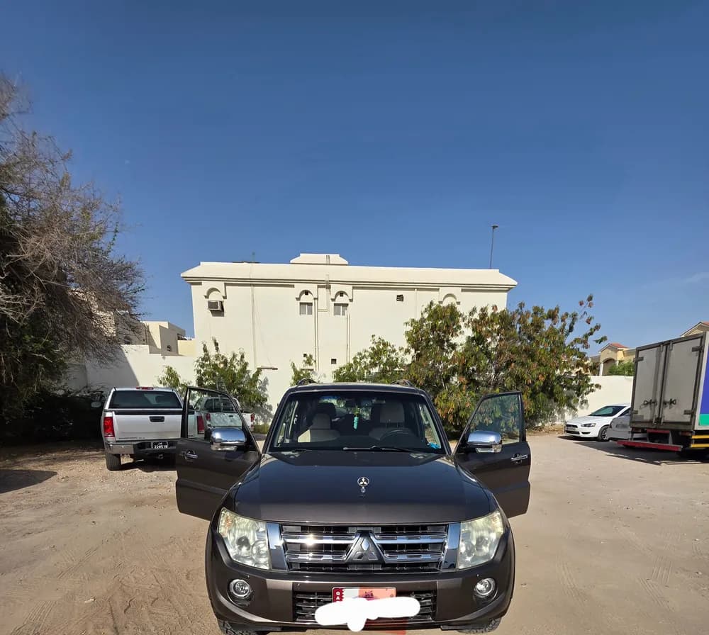 Used Mitsubishi Pajero 3.5L 5 Door Full 2014