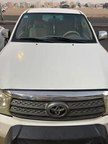 تويوتا فورتشنر 2.7L GX2 (4X2) 2009 مستعملة