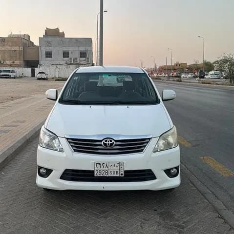 Used Toyota Innova 2.7L XL 2013