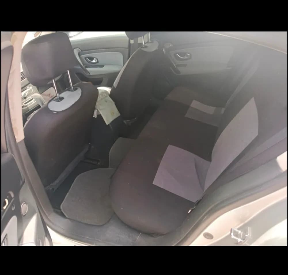 Used Renault Safrane 4 Door 2.0L 2012