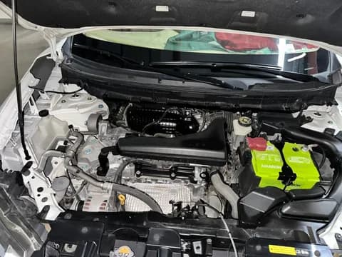 نيسان إكس تريل 2.5 SV 4WD (7-Seater) 2022 مستعملة نيسان إكس تريل 2.5 SV 4WD (7-Seater) 2022 مستعملة used_cars.forSale