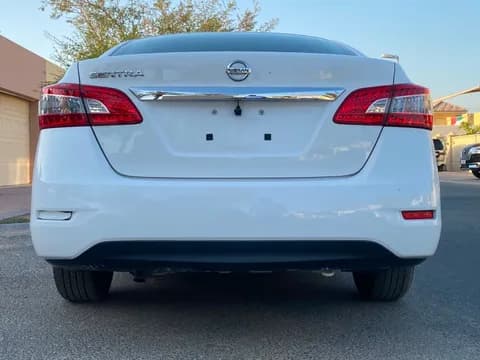 نيسان سنترا 1.8L Sedan 2015 مستعملة نيسان سنترا 1.8L Sedan 2015 مستعملة للبيع