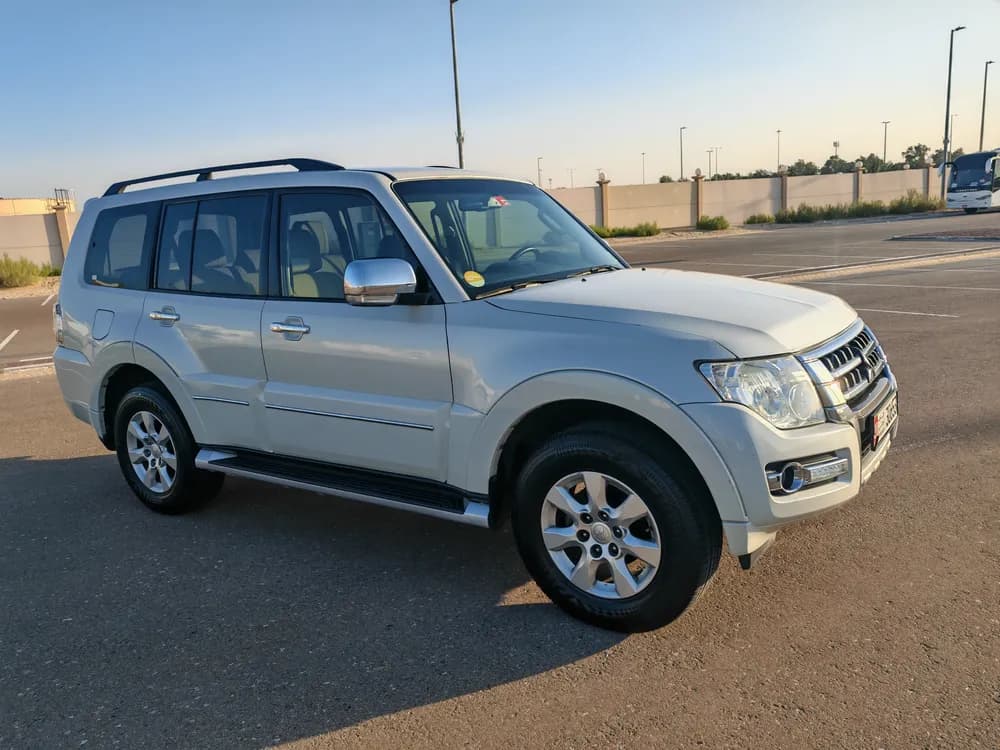 Used Mitsubishi Pajero 3.5L 5 Door Mid 2017