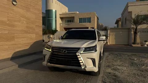 Used Lexus LX 570 5 door 5.7L 2017 Used Lexus LX 570 5 door 5.7L 2017 used_cars.forSale