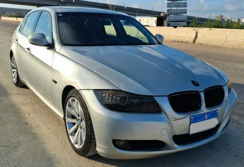 بي إم دبليو الفئة الثالثة - سيدان 330i 2010 مستعملة بي إم دبليو الفئة الثالثة - سيدان 330i 2010 مستعملة used_cars.forSale