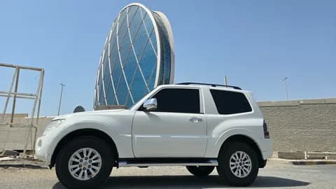 Used Mitsubishi Pajero 3.5L 3 Door Mid 2013 Used Mitsubishi Pajero 3.5L 3 Door Mid 2013 for sale