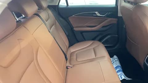 مستعملة بيستون بيستورن بي70 1.5T Comfort 2025 مستعملة بيستون بيستورن بي70 1.5T Comfort 2025 used_cars.forSale