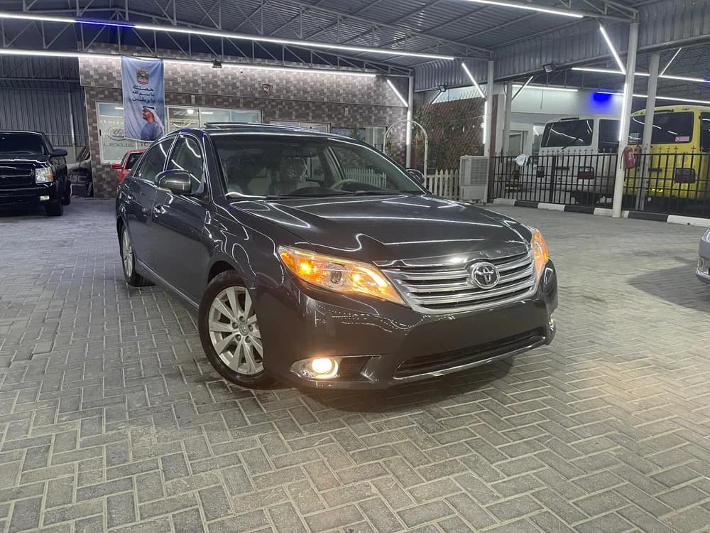 Used Toyota Avalon 3.5 Sedan 2011