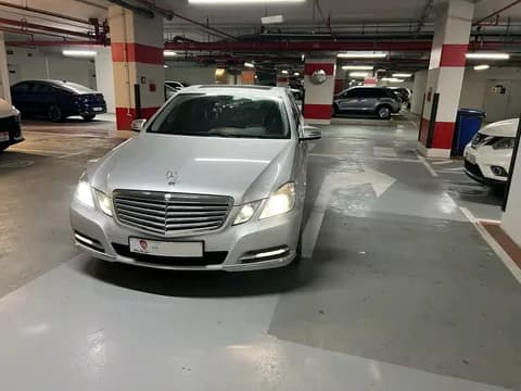 Used Mercedes-Benz E-Class E 300 2011 Used Mercedes-Benz E-Class E 300 2011 used_cars.forSale