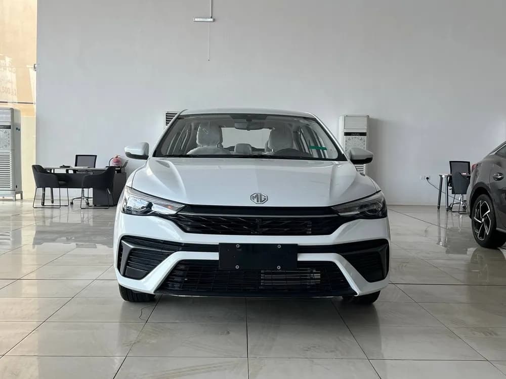 New MG 5 1.5L STD 2025