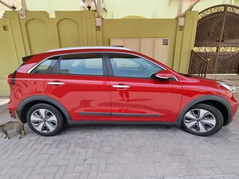 كيا نيرو 1-6l-hev 2020 مستعملة كيا نيرو 1-6l-hev 2020 مستعملة used_cars.forSale