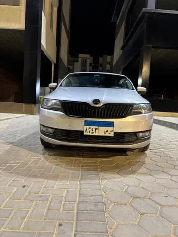 سكودا رابيد 2018 مستعملة سكودا رابيد 2018 مستعملة used_cars.forSale