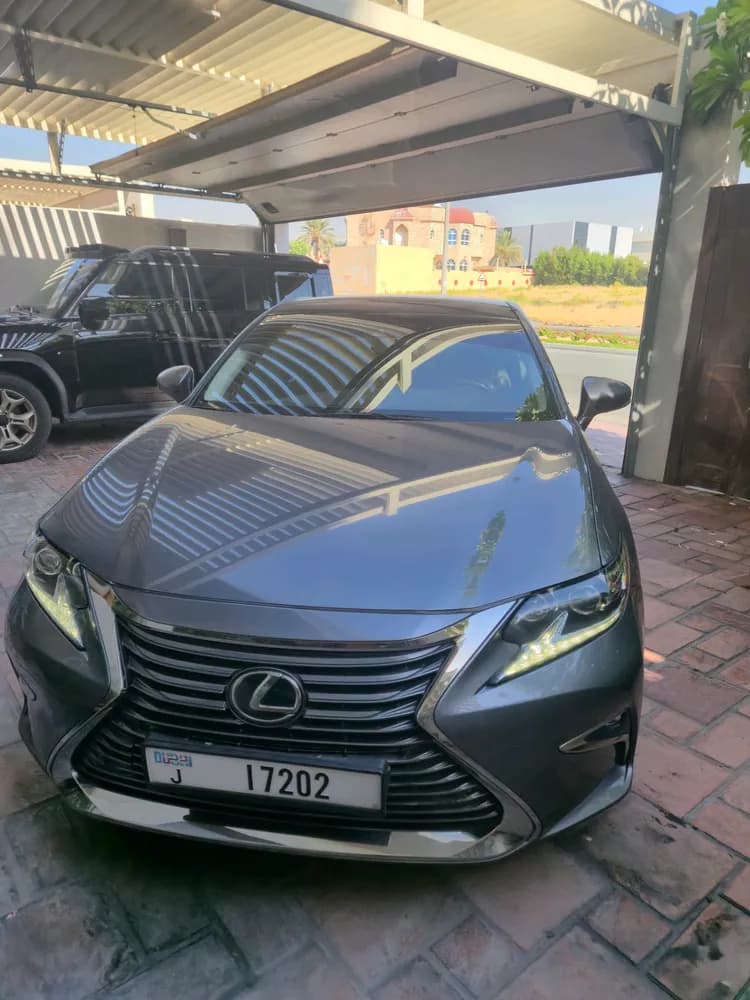 Used Lexus ES 350 4 door 3.5L 2017