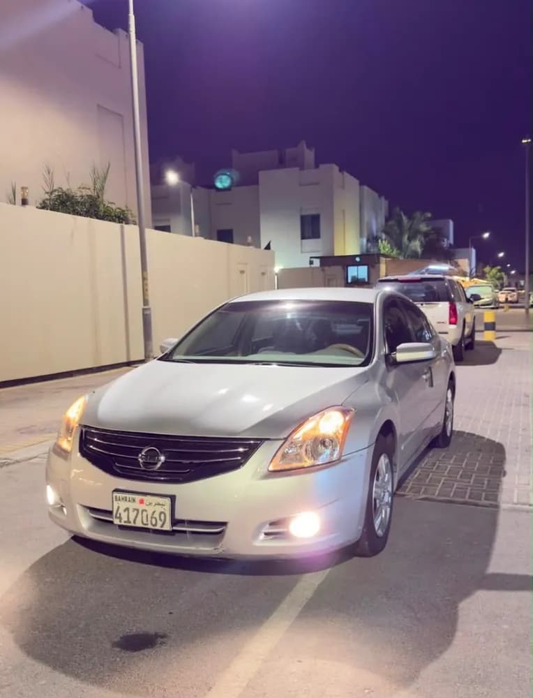 Used Nissan Altima 2.5 S 2012
