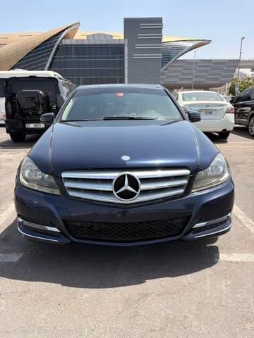 Used Mercedes-Benz C-Class C 200 2014 Used Mercedes-Benz C-Class C 200 2014 used_cars.forSale