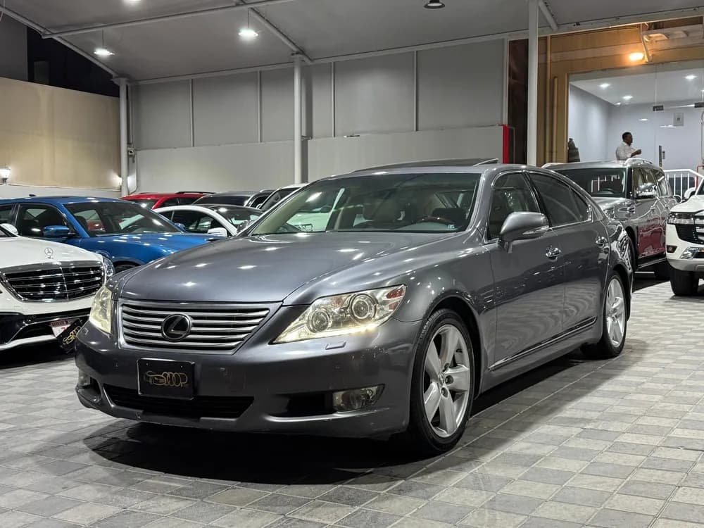 Used Lexus LS 460L 4 door 4.6L LWB 2012
