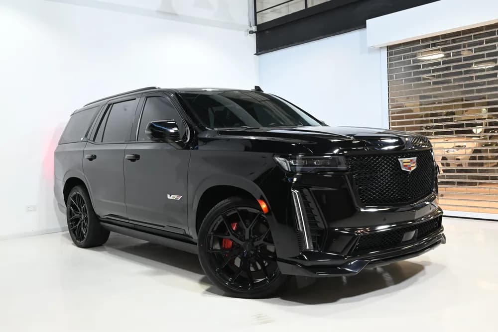 Used Cadillac Escalade 6.2L V-Series (682 HP) 2023