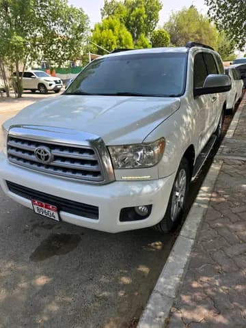 تويوتا سيكويا 5.7L V8 2013 مستعملة تويوتا سيكويا 5.7L V8 2013 مستعملة used_cars.forSale