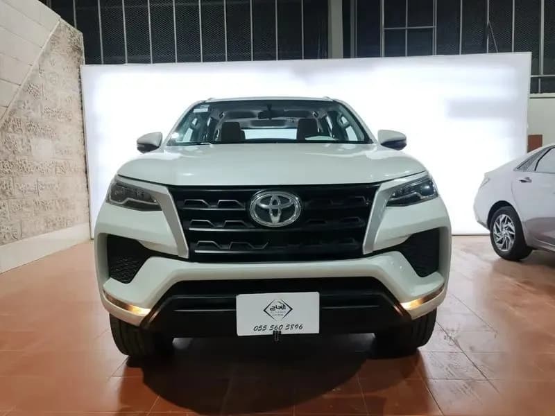 تويوتا فورتشنر 2.7L GX2 (4X4) 2023 مستعملة