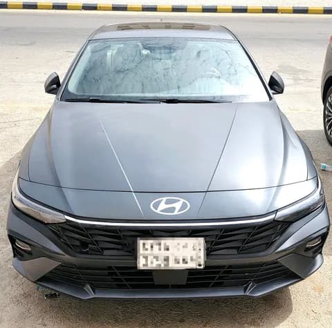 هيونداي إلانترا 2.0L GLS 2025 مستعملة