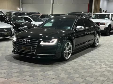Used Audi S8 4.0T (520 HP) 2015 Used Audi S8 4.0T (520 HP) 2015 used_cars.forSale
