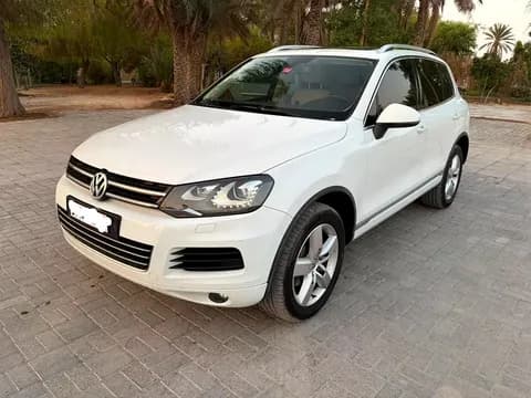 فولكس فاجن طوارق 3.6L V6 Sport 2014 مستعملة فولكس فاجن طوارق 3.6L V6 Sport 2014 مستعملة used_cars.forSale