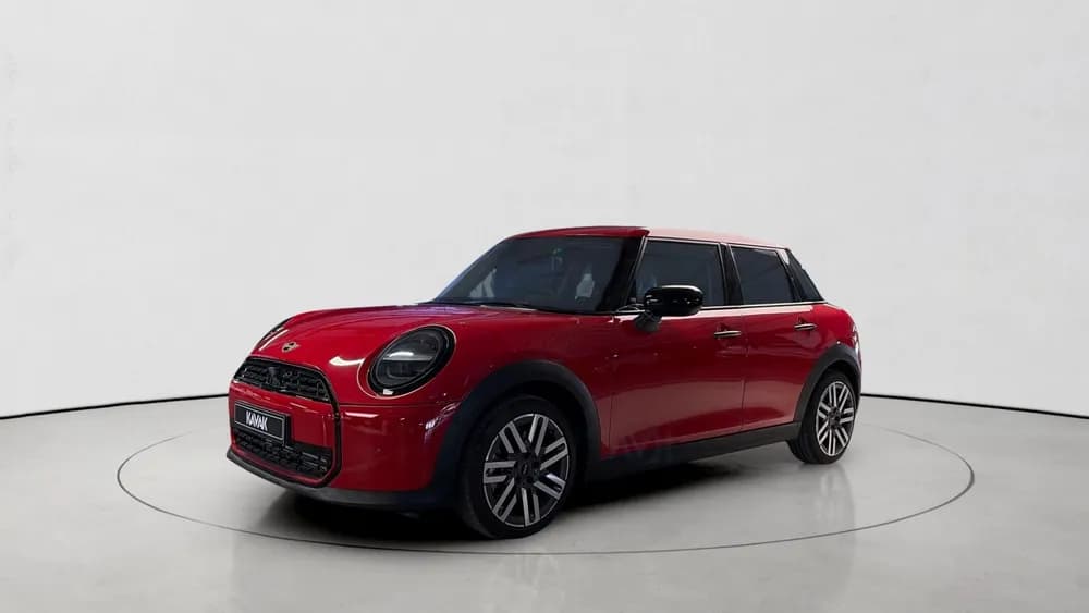 ميني Cooper 2025 مستعملة