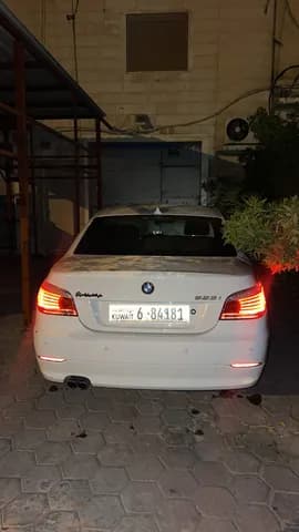 بي إم دبليو الفئة الخامسة - سيدان 523i 2009 مستعملة بي إم دبليو الفئة الخامسة - سيدان 523i 2009 مستعملة used_cars.forSale