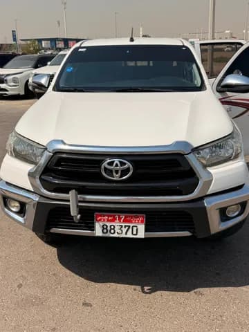 Used Toyota Hilux 2.8L S GLX Double Cab DSL M/T (4x4) 2022 Used Toyota Hilux 2.8L S GLX Double Cab DSL M/T (4x4) 2022 used_cars.forSale