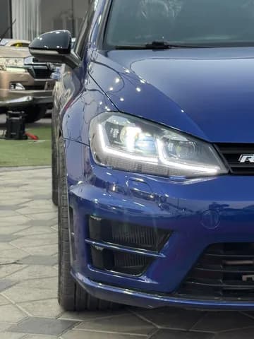 Used Volkswagen Golf R 2.0 TSI AWD 2016 Used Volkswagen Golf R 2.0 TSI AWD 2016 used_cars.forSale