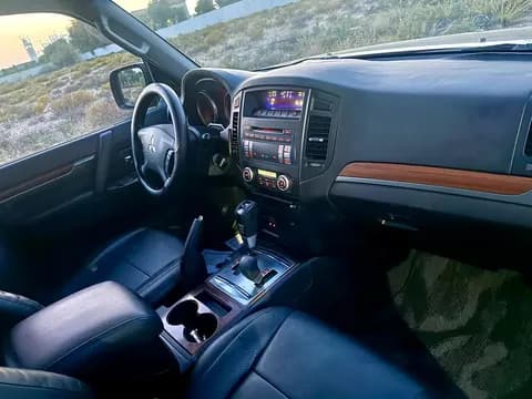 ميتسوبيشي باجيرو 2008 مستعملة ميتسوبيشي باجيرو 2008 مستعملة used_cars.forSale