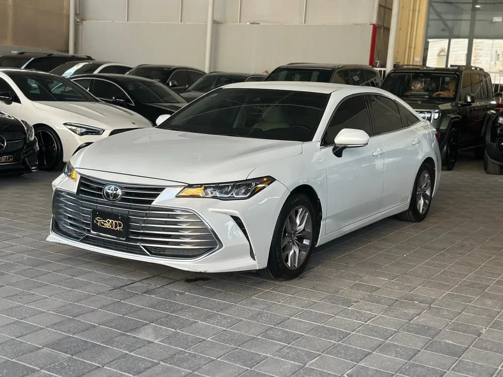 Used Toyota Avalon 2019