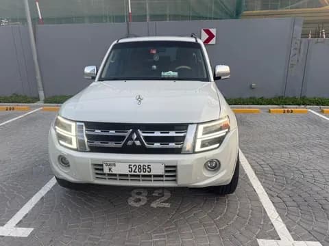 ميتسوبيشي باجيرو 3.8L 5 Door Full 2014 مستعملة ميتسوبيشي باجيرو 3.8L 5 Door Full 2014 مستعملة used_cars.forSale