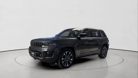جيب جراند شيروكي 2023 مستعملة جيب جراند شيروكي 2023 مستعملة used_cars.forSale