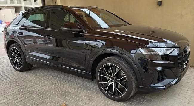 أودي Q8 3.0T 55 TFSI (335 HP) 2021 مستعملة