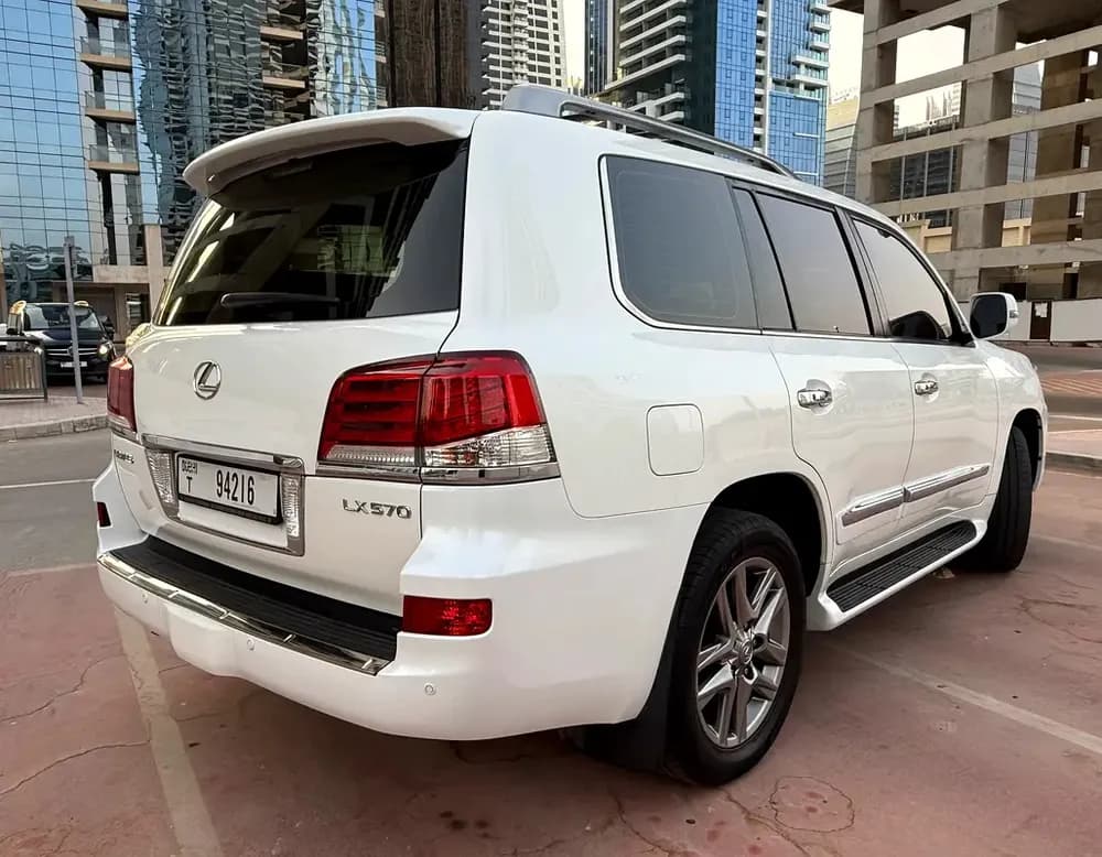 Used Lexus LX 570 2014